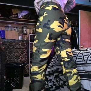 Camo pants